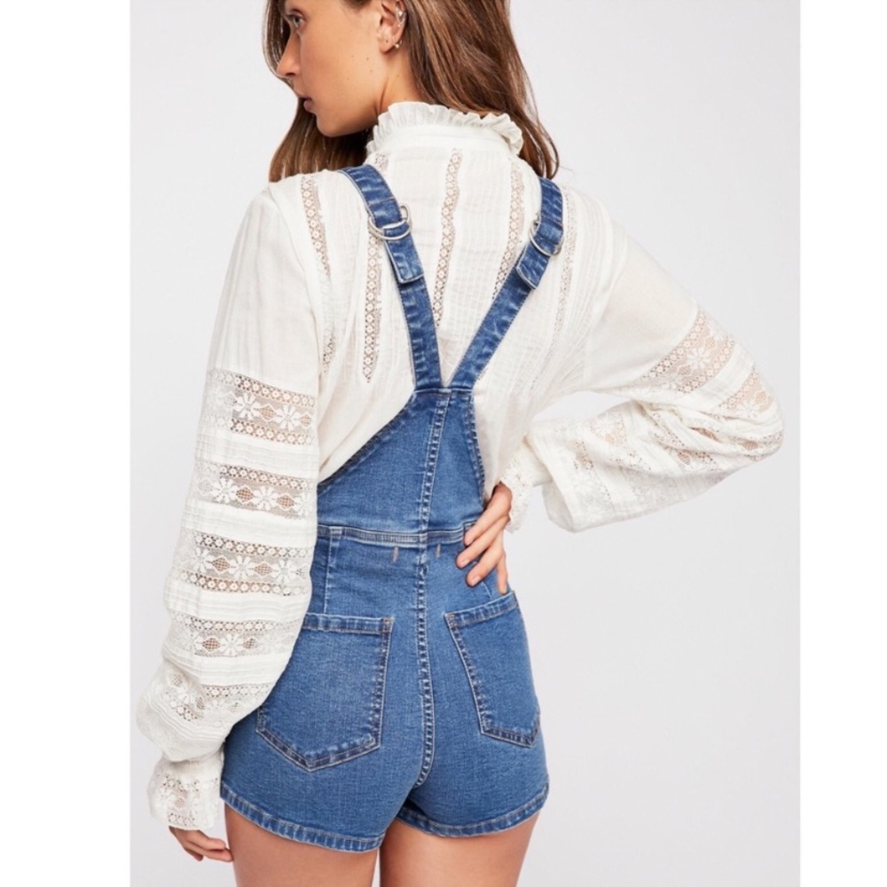 FREE PEOPLE First Love Shortalls Denim Short Romper Dark Wash Blue Jean Overalls